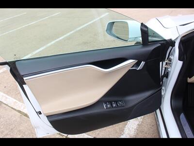 2015 Tesla Model S 70D   - Photo 21 - Euless, TX 76040