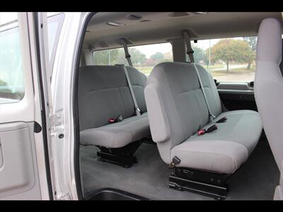 2011 Ford E-150 XLT   - Photo 17 - Euless, TX 76040