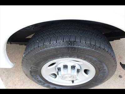 2016 Chevrolet Express LS 2500 - Photo 31 - Euless, TX 76040