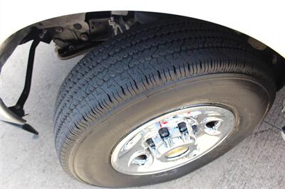 2025 Chevrolet Express LT 3500   - Photo 32 - Euless, TX 76040