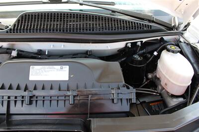 2025 Chevrolet Express LT 3500   - Photo 39 - Euless, TX 76040