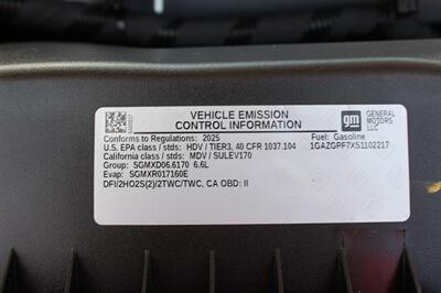 2025 Chevrolet Express LT 3500   - Photo 37 - Euless, TX 76040