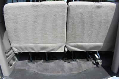 2025 Chevrolet Express LT 3500   - Photo 9 - Euless, TX 76040