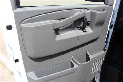 2025 Chevrolet Express LT 3500   - Photo 28 - Euless, TX 76040
