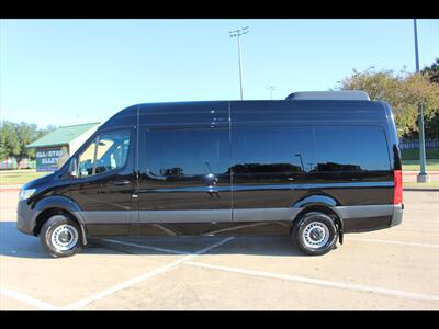 2025 Mercedes-Benz Sprinter 2500   - Photo 2 - Euless, TX 76040