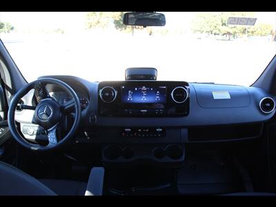 2025 Mercedes-Benz Sprinter 2500   - Photo 16 - Euless, TX 76040