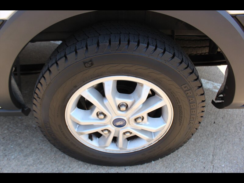 2023 Ford Transit XLT photo 20