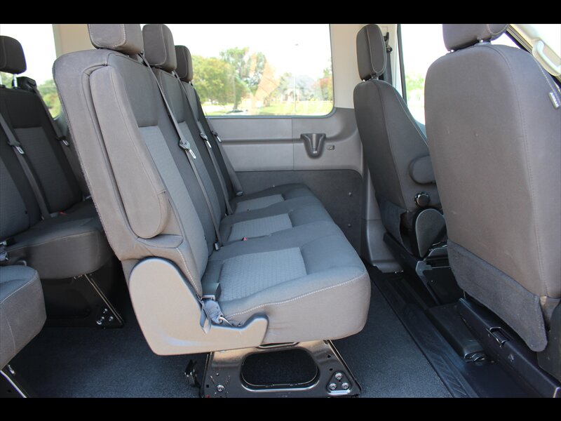 2023 Ford Transit XLT photo 8