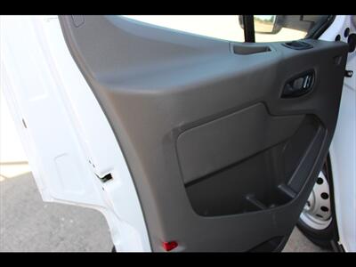 2024 Ford Transit 350 HD XLT   - Photo 25 - Euless, TX 76040