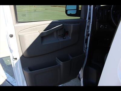 2020 Chevrolet Express 2500   - Photo 23 - Euless, TX 76040