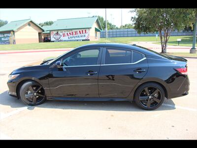 2022 Nissan Sentra SR   - Photo 2 - Euless, TX 76040