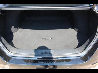 2022 Nissan Sentra SR   - Photo 10 - Euless, TX 76040