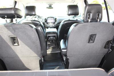 2018 Chevrolet Traverse LT Leather   - Photo 12 - Euless, TX 76040