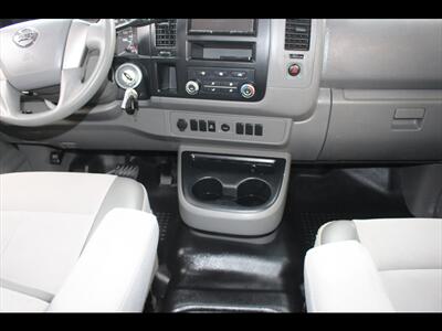 2017 Nissan NV 3500 HD S   - Photo 17 - Euless, TX 76040