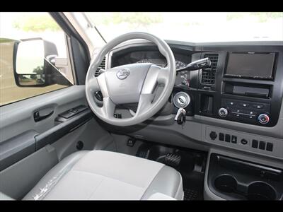 2017 Nissan NV 3500 HD S   - Photo 19 - Euless, TX 76040