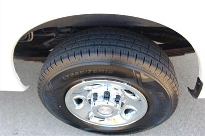 2020 Chevrolet Express LT 3500 - Photo 32 - Euless, TX 76040