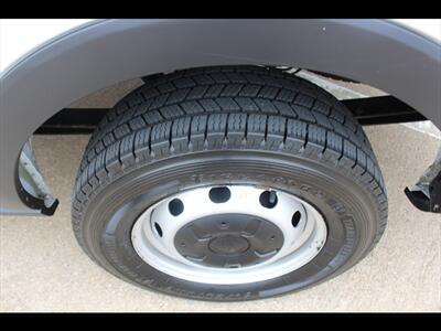 2020 Ford Transit 250 - Photo 32 - Euless, TX 76040