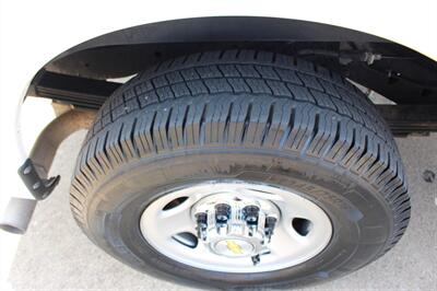 2024 Chevrolet Express LT 3500 - Photo 30 - Euless, TX 76040