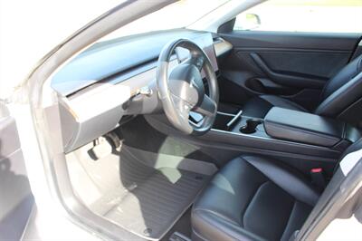 2019 Tesla Model 3 Long Range - Photo 18 - Euless, TX 76040