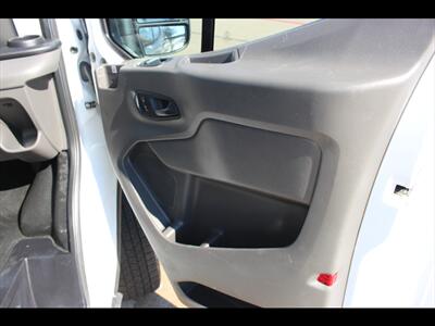 2020 Ford Transit 250   - Photo 19 - Euless, TX 76040