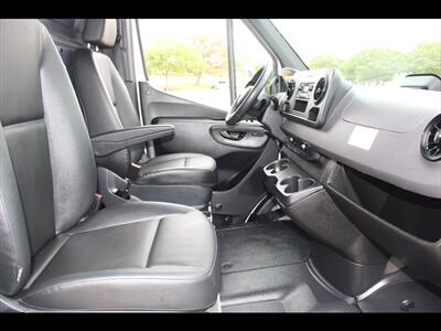 2025 Mercedes-Benz Sprinter 2500   - Photo 17 - Euless, TX 76040