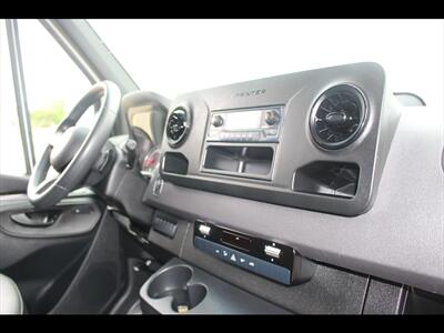 2025 Mercedes-Benz Sprinter 2500   - Photo 19 - Euless, TX 76040