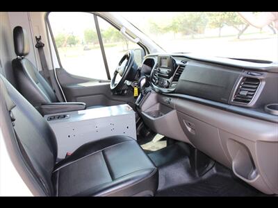 2022 Ford Transit 250   - Photo 18 - Euless, TX 76040
