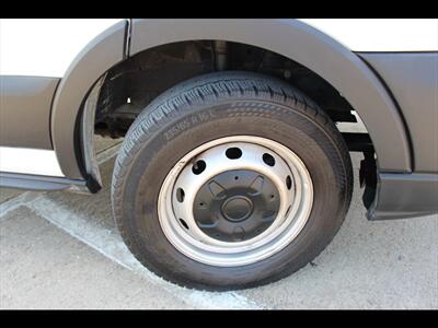2022 Ford Transit 250   - Photo 28 - Euless, TX 76040