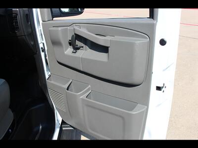 2025 Chevrolet Express LT 3500   - Photo 19 - Euless, TX 76040
