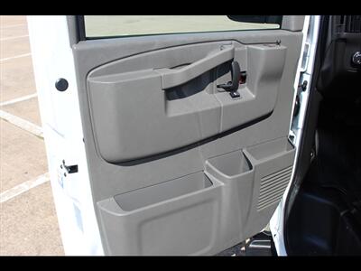 2025 Chevrolet Express LT 3500   - Photo 21 - Euless, TX 76040