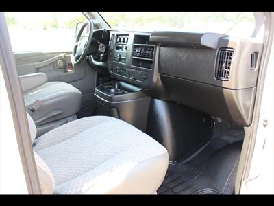 2025 Chevrolet Express LT 3500   - Photo 18 - Euless, TX 76040