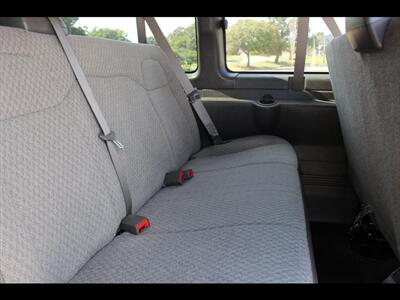 2025 Chevrolet Express LT 3500   - Photo 17 - Euless, TX 76040