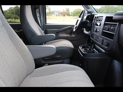 2025 Chevrolet Express LS 3500   - Photo 22 - Euless, TX 76040