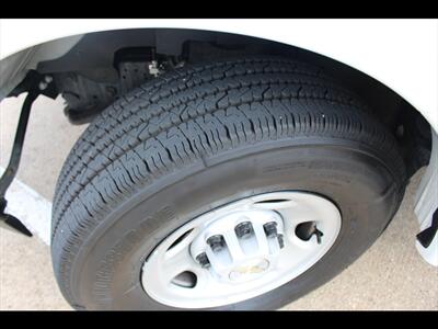 2025 Chevrolet Express LS 3500   - Photo 32 - Euless, TX 76040