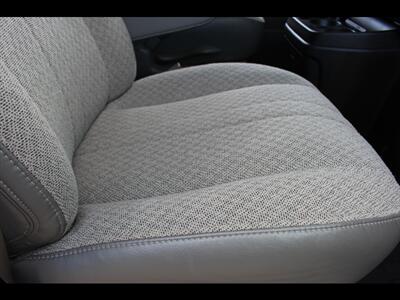 2025 Chevrolet Express LS 3500   - Photo 23 - Euless, TX 76040