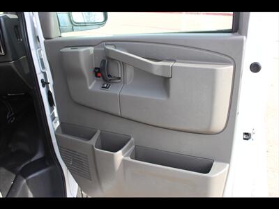 2018 Chevrolet Express LS 2500   - Photo 26 - Euless, TX 76040