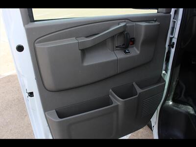 2018 Chevrolet Express LS 2500   - Photo 30 - Euless, TX 76040