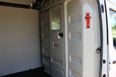 2022 Ford Transit 350 - Photo 16 - Euless, TX 76040