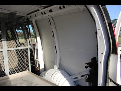 2017 Chevrolet Express 2500   - Photo 13 - Euless, TX 76040
