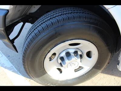 2017 Chevrolet Express 2500   - Photo 25 - Euless, TX 76040