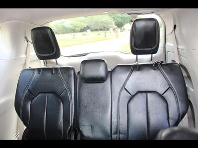 2022 Chrysler Pacifica Touring L   - Photo 15 - Euless, TX 76040