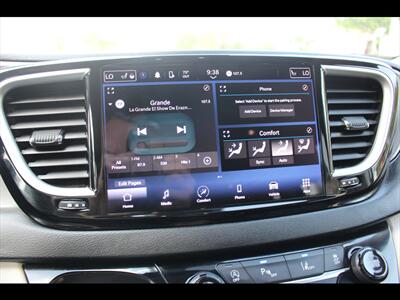 2022 Chrysler Pacifica Touring L   - Photo 23 - Euless, TX 76040
