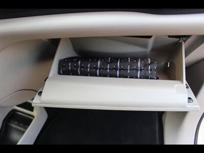 2022 Chrysler Pacifica Touring L   - Photo 19 - Euless, TX 76040