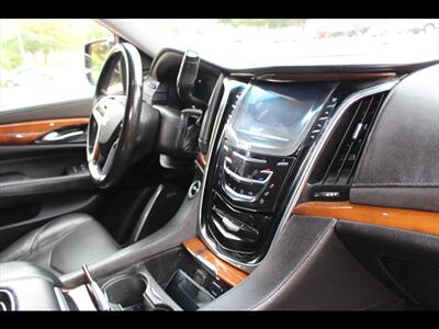 2018 Cadillac Escalade Premium Luxury   - Photo 16 - Euless, TX 76040