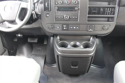 2025 Chevrolet Express LS 3500 - Photo 16 - Euless, TX 76040