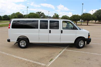 2025 Chevrolet Express LS 3500 - Photo 5 - Euless, TX 76040