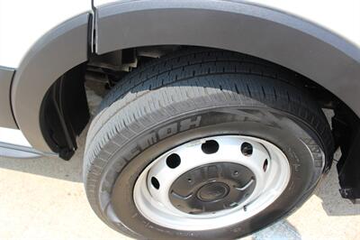 2024 Ford Transit 250   - Photo 29 - Euless, TX 76040