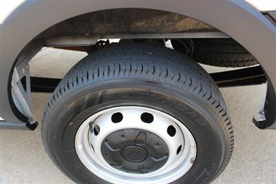 2024 Ford Transit 250   - Photo 31 - Euless, TX 76040