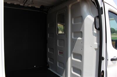 2024 Ford Transit 250   - Photo 16 - Euless, TX 76040