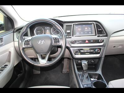 2018 Hyundai SONATA SEL   - Photo 16 - Euless, TX 76040